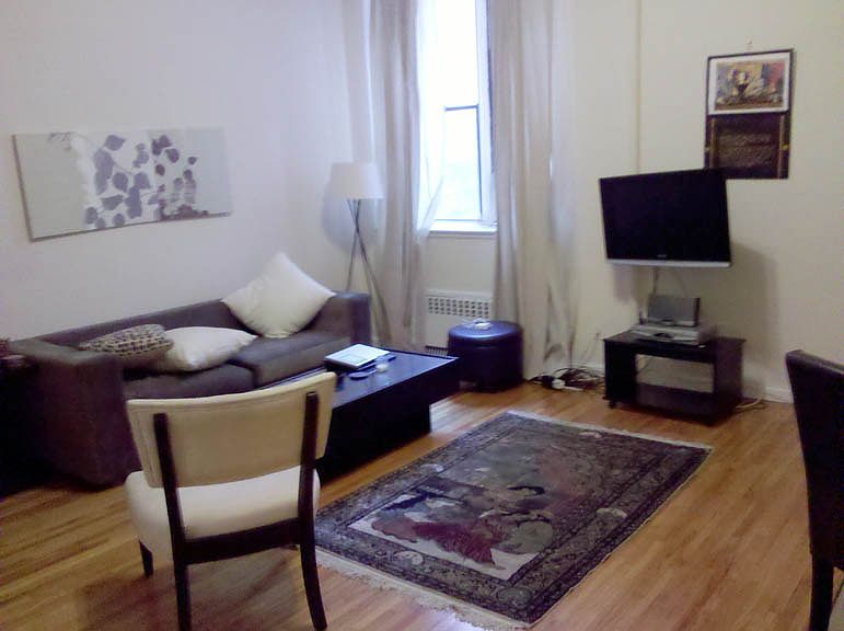 2nd image of 151 W 75th St APT 1B
