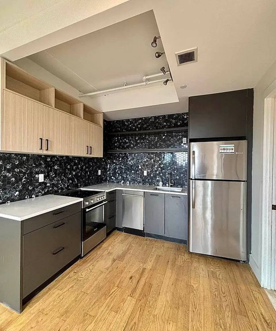 200 Linden Boulevard — Photo 1
