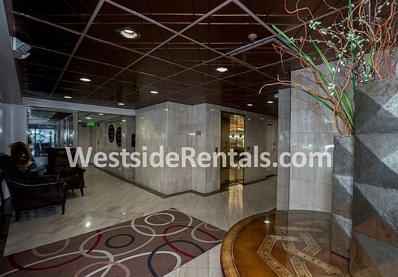 4th image of 211 California Ave Unit 305