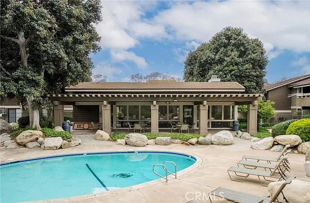 262 Streamwood — Photo 18