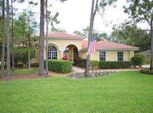 46 Newbury Pl, Naples, FL 34104