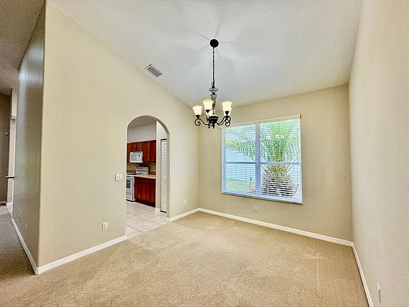 4th image of 101 W Waterside Pkwy