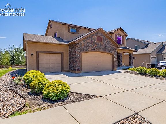 3rd image of 5917 Fergus Dr