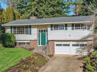 6019 SW Luradel St, Portland, OR 97219