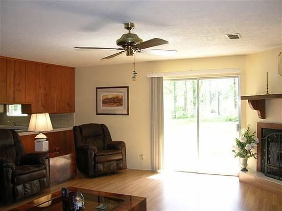 3rd image of 7140 River Bend Dr