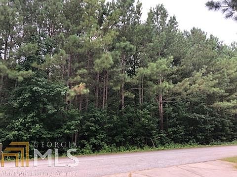 2nd image of 145 Green Meadow Ln