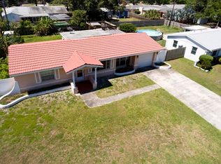 5936 47th Ave N, Kenneth City, FL 33709