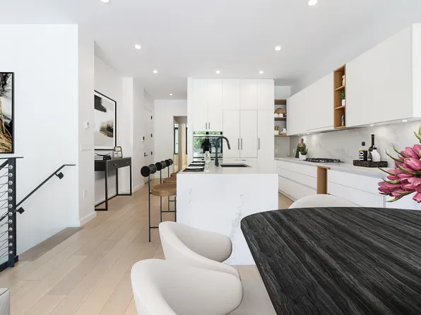 207 North 5th Street image 2 of 10