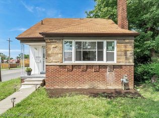 13903 Winthrop St, Detroit, MI 48227