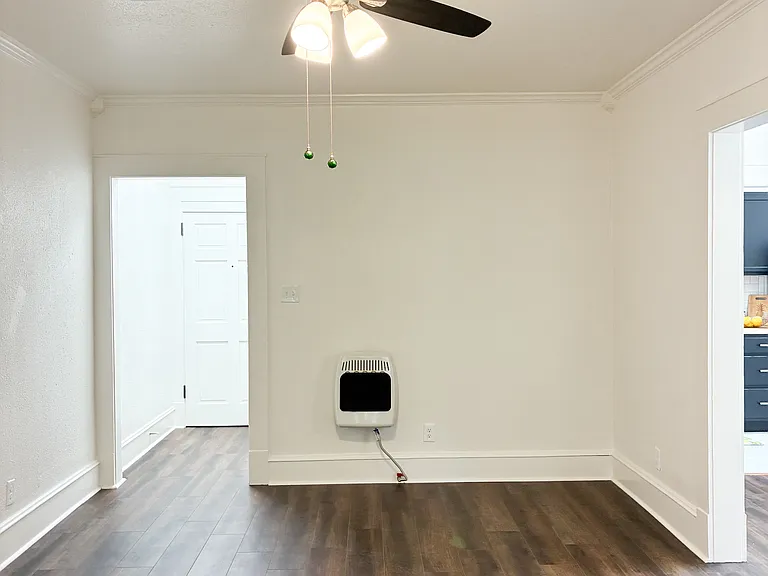 416 E Dewey Pl #2 — Photo 9