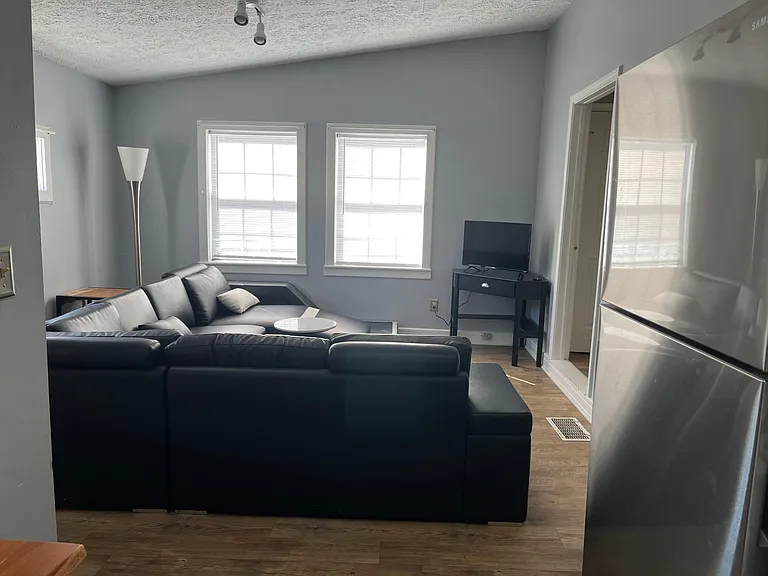 1438 E Breckinridge St #2 — Photo 9