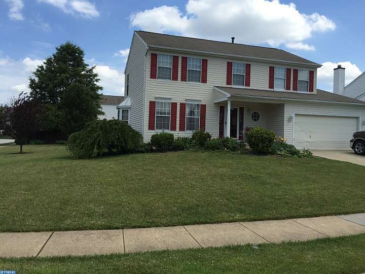 2nd image of 202 Ermine Dr