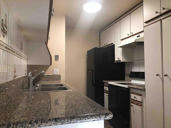 5th image of 2786 Terrace Pine Dr Unit B