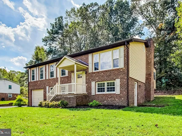 39778 Daniel Cir, Mechanicsville, MD 20659