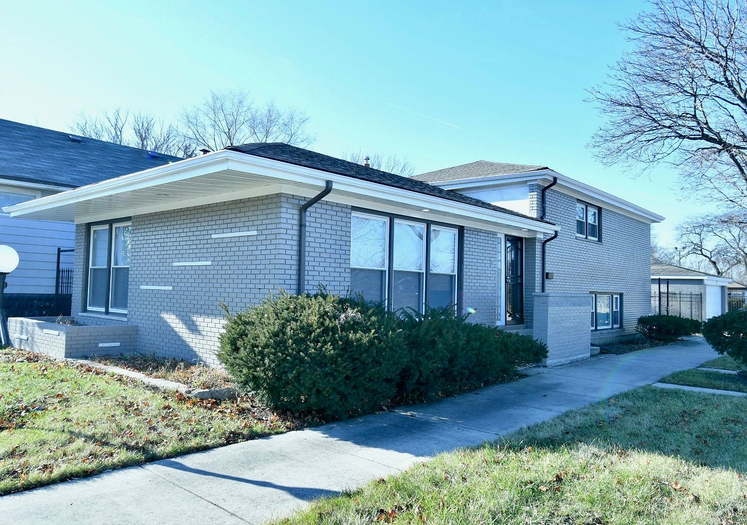 9900 S Yale Ave, Chicago, IL 60628 Zillow