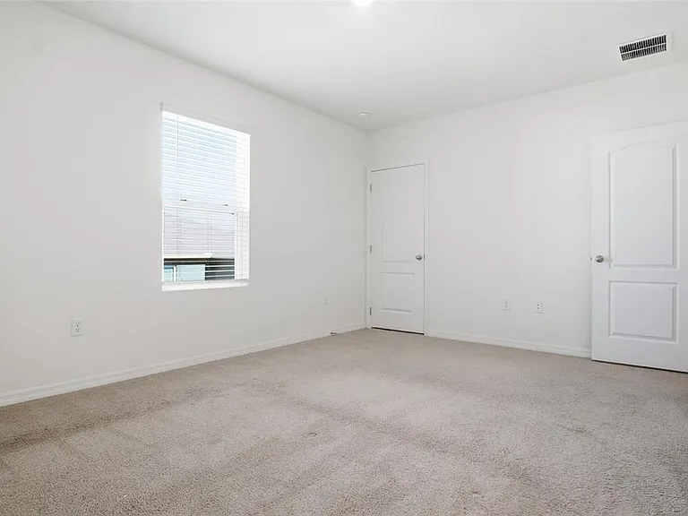 1535 Lumber Ave — Photo 10