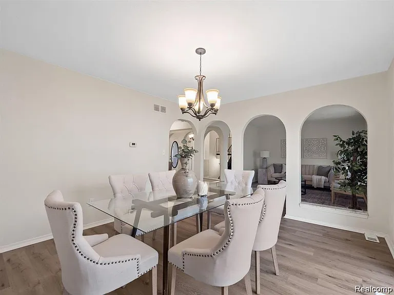 4288 Lin Dr — Photo 9