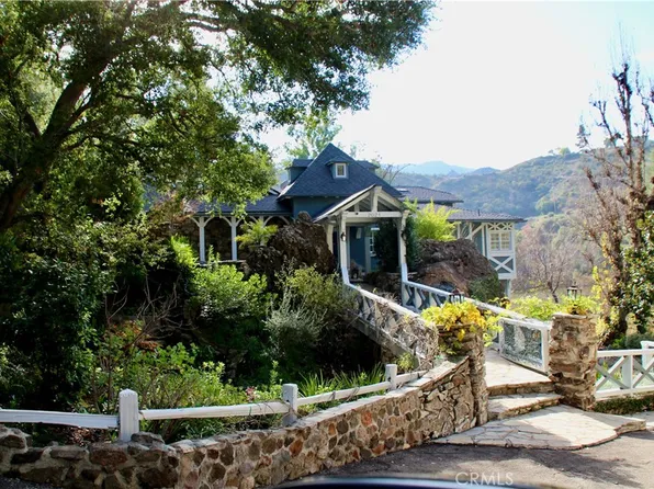 2021 E Lakeshore Dr, Agoura Hills, CA 91301