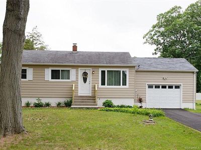 54 North Ave, North Haven, CT, 06473