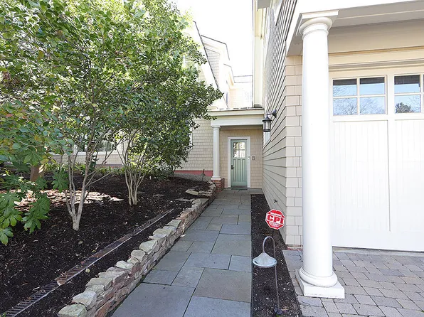 1027 Vance St, Raleigh, NC 27608