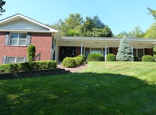 78 Sun Valley Way, Morris Plains, NJ