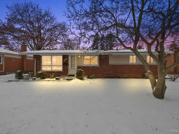 31271 Edgeworth Dr, Madison Heights, MI 48071