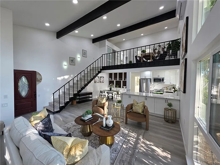 347 Avenida Sevilla — Photo 8