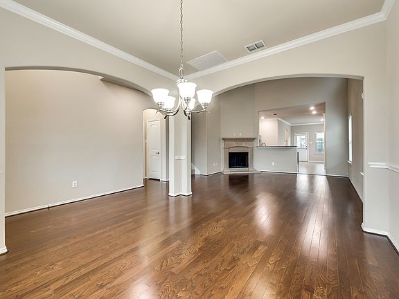 Front: Living or formal dining room
Back: Family room
