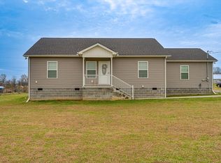 106 Wilder Chapel Rd, Decherd, TN 37324