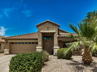 692 E Dry Creek Rd, San Tan Valley, AZ 85143