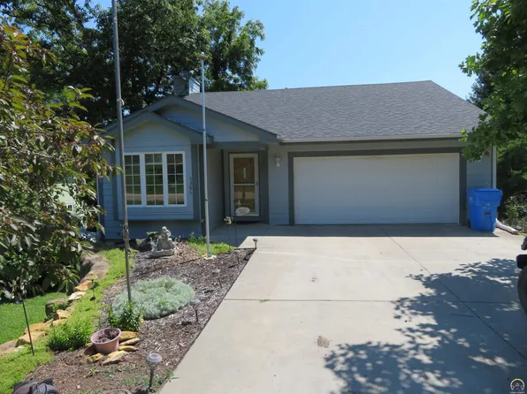 5386 Choctaw Ln, Mc Louth, KS 66054
