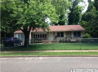 17 Cathedral Dr, Lakewood, NJ