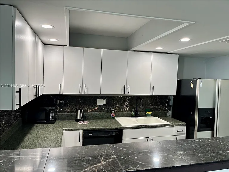 250 174th St #2301 — Photo 7