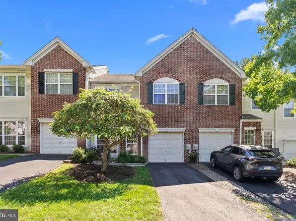 10 Tankard Ln #199, Washington Crossing, PA 18977