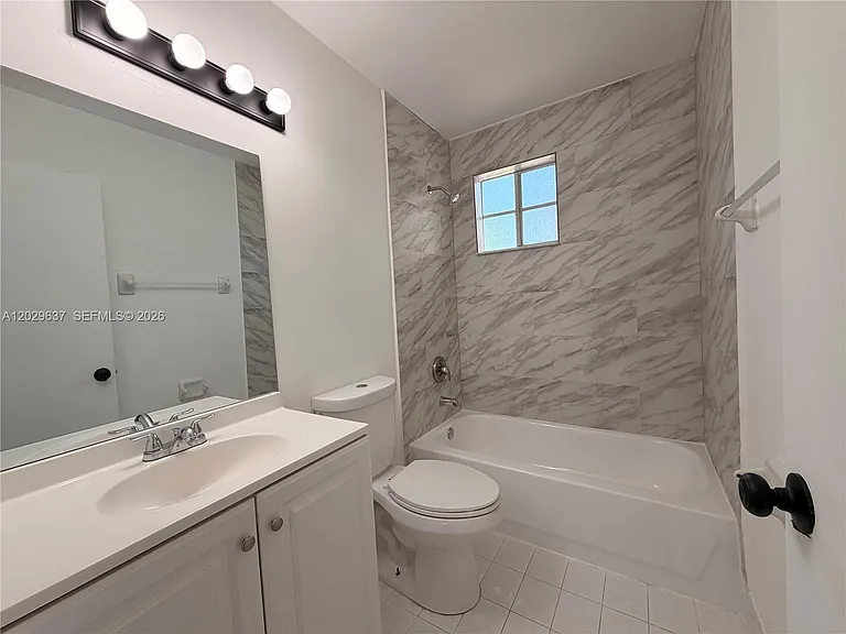 18774 SW 100th Ave #18774 — Photo 17