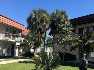 10018 NW 4th St #203, Hollywood, FL 33024