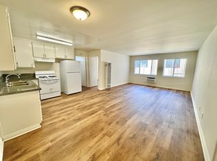 11225 Cumpston St APT 205, North Hollywood, CA 91601