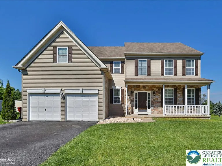 2784 Clark Pl — Photo 1