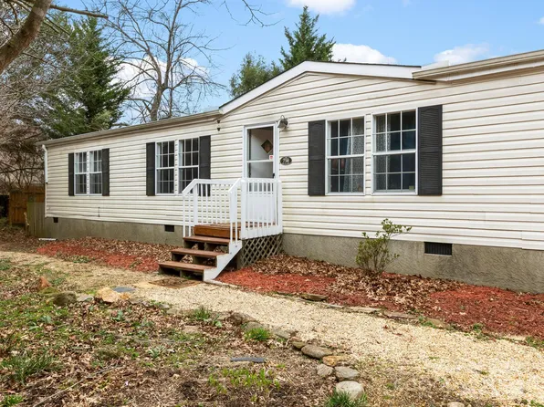 738 Bee Tree Rd, Swannanoa, NC 28778