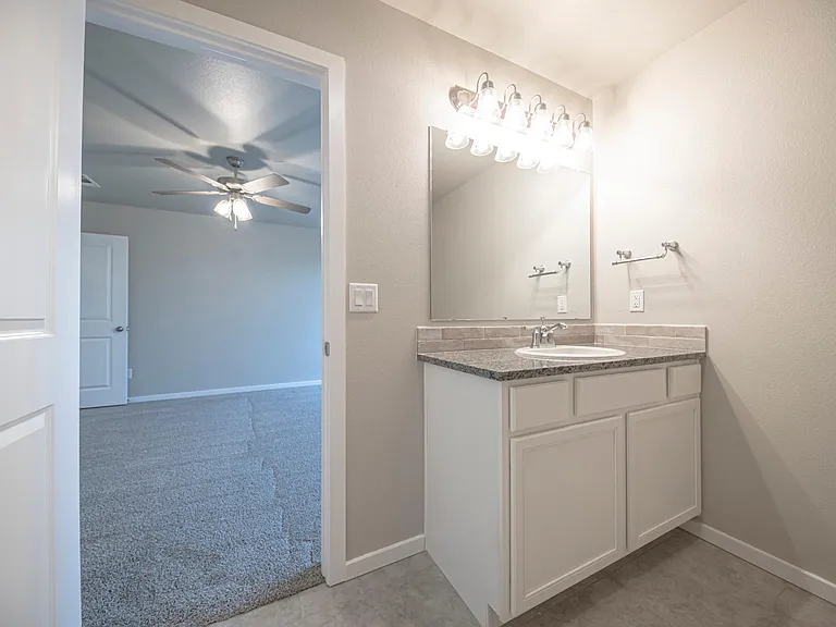 6722 Rio Bravo St — Photo 12