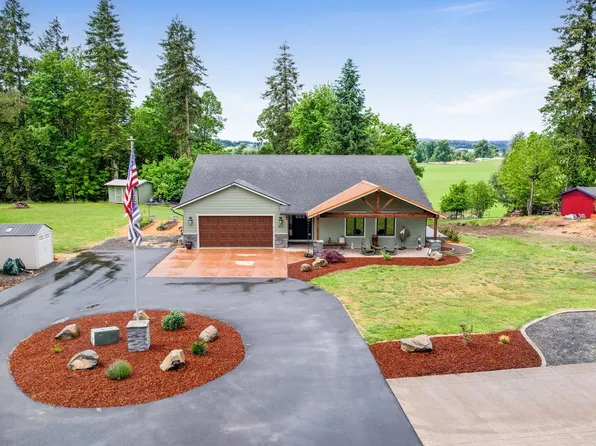 801 S Park St, Carlton, OR 97111