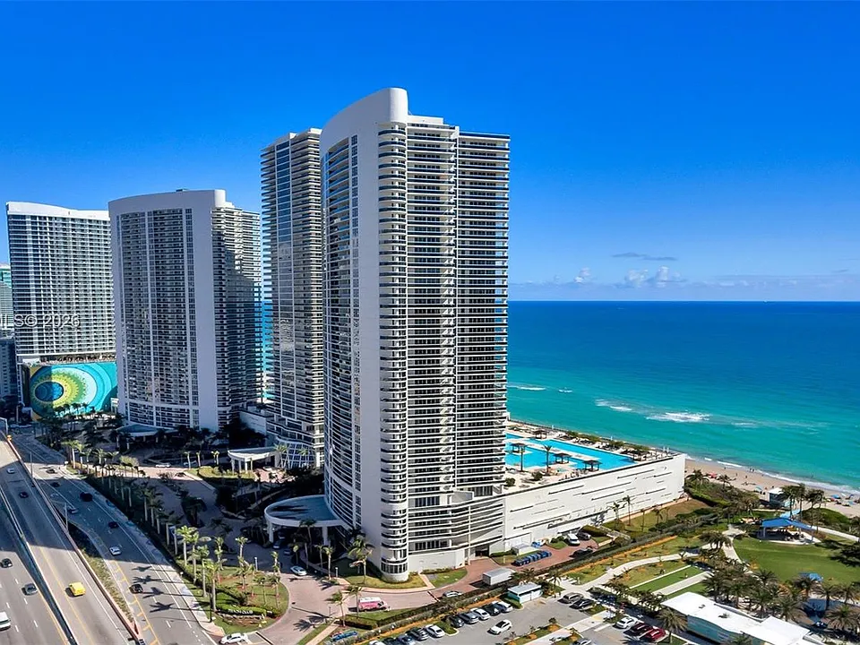 1850 S Ocean Dr #2203