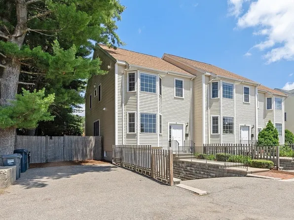 51 Loomis St #51, Cambridge, MA 02138