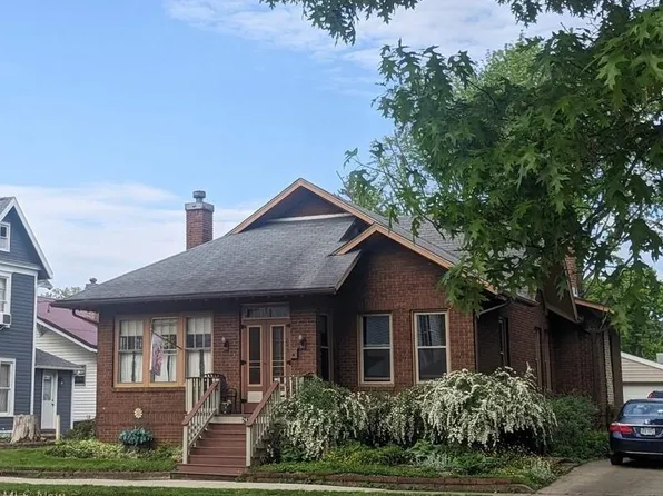 243 Cross St, Newcomerstown, OH 43832