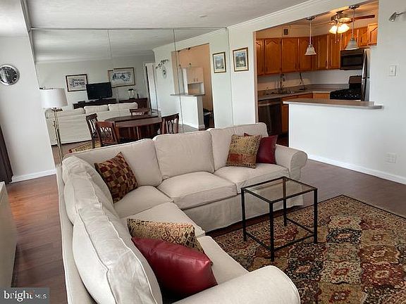 2nd image of 2401 Pennsylvania Ave APT 708