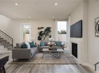 9237 Wakefield Ave, Panorama City, CA 91402