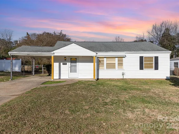 1011 McDow Dr, Rock Hill, SC 29732