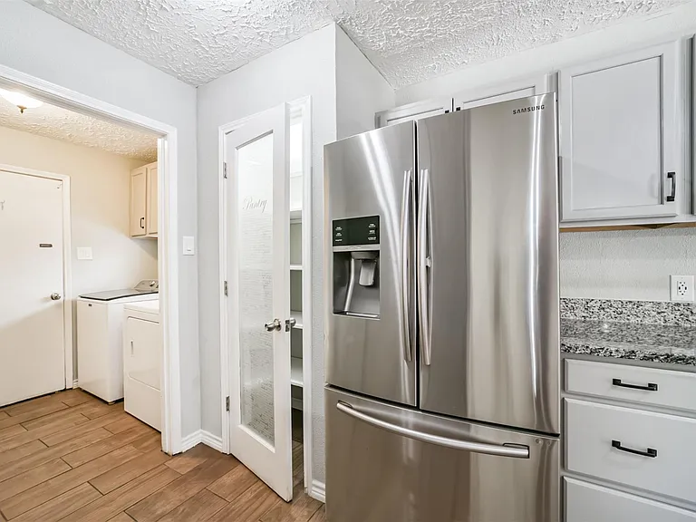 22203 Fincastle Dr — Photo 15