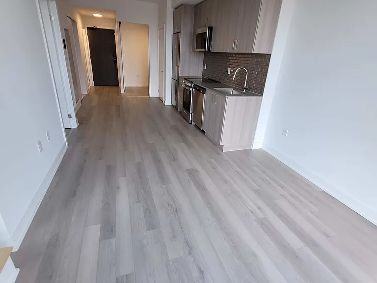 1005 Dundas St E #230 — Photo 4