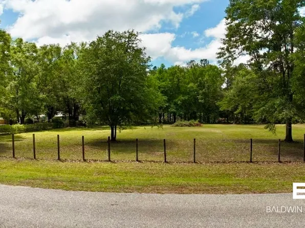 13920 Harley Ct, Stapleton, AL 36578